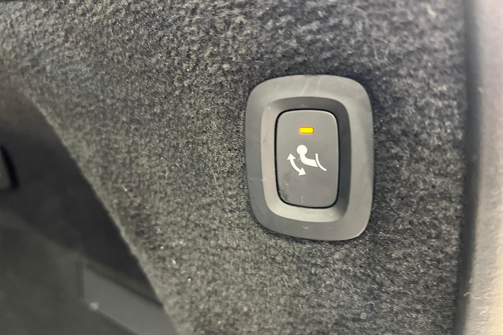 Volvo XC90 iso kuva 25