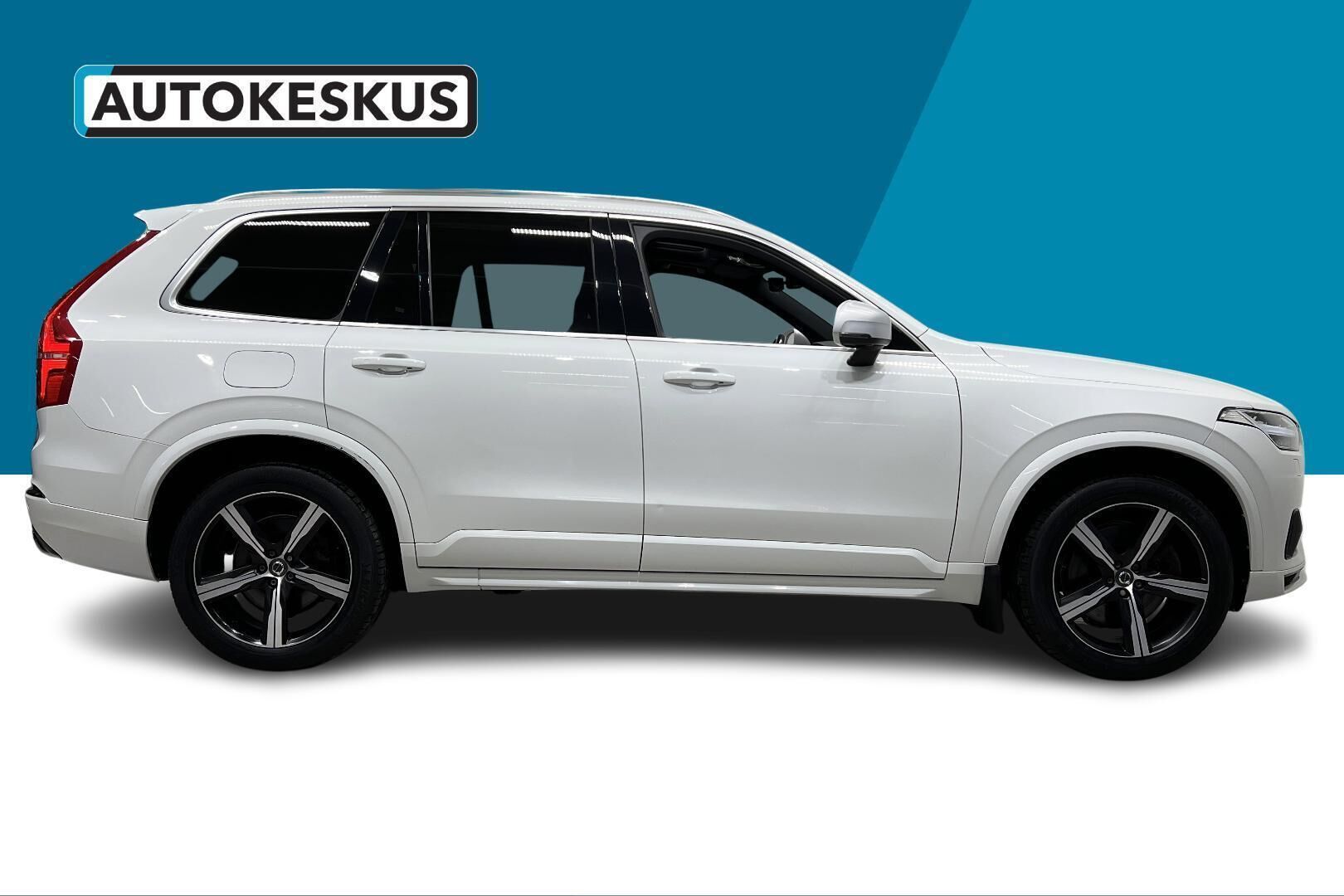 Volvo XC90 iso kuva 29