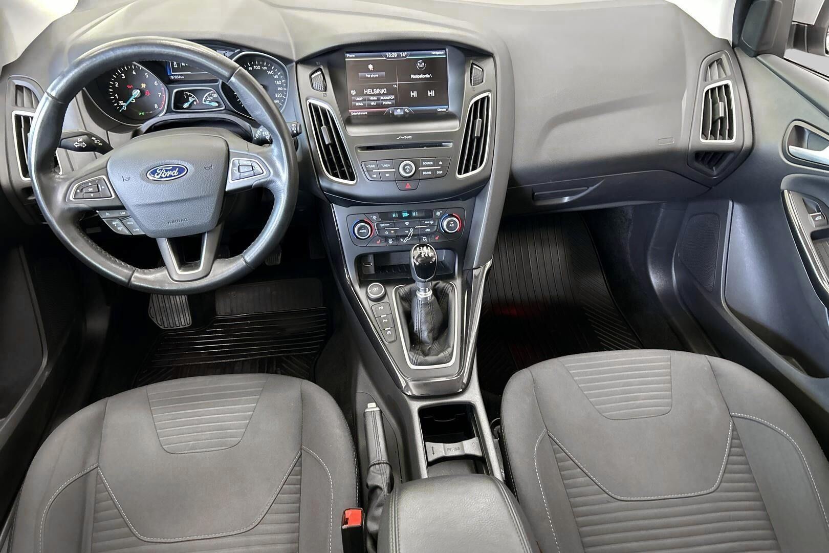 Ford Focus iso kuva 11