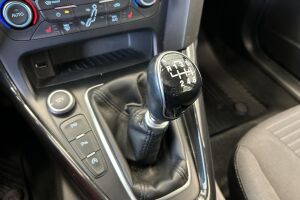 Ford Focus esikatselu 19