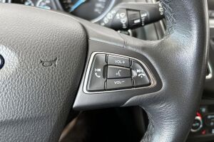 Ford Focus esikatselu 21