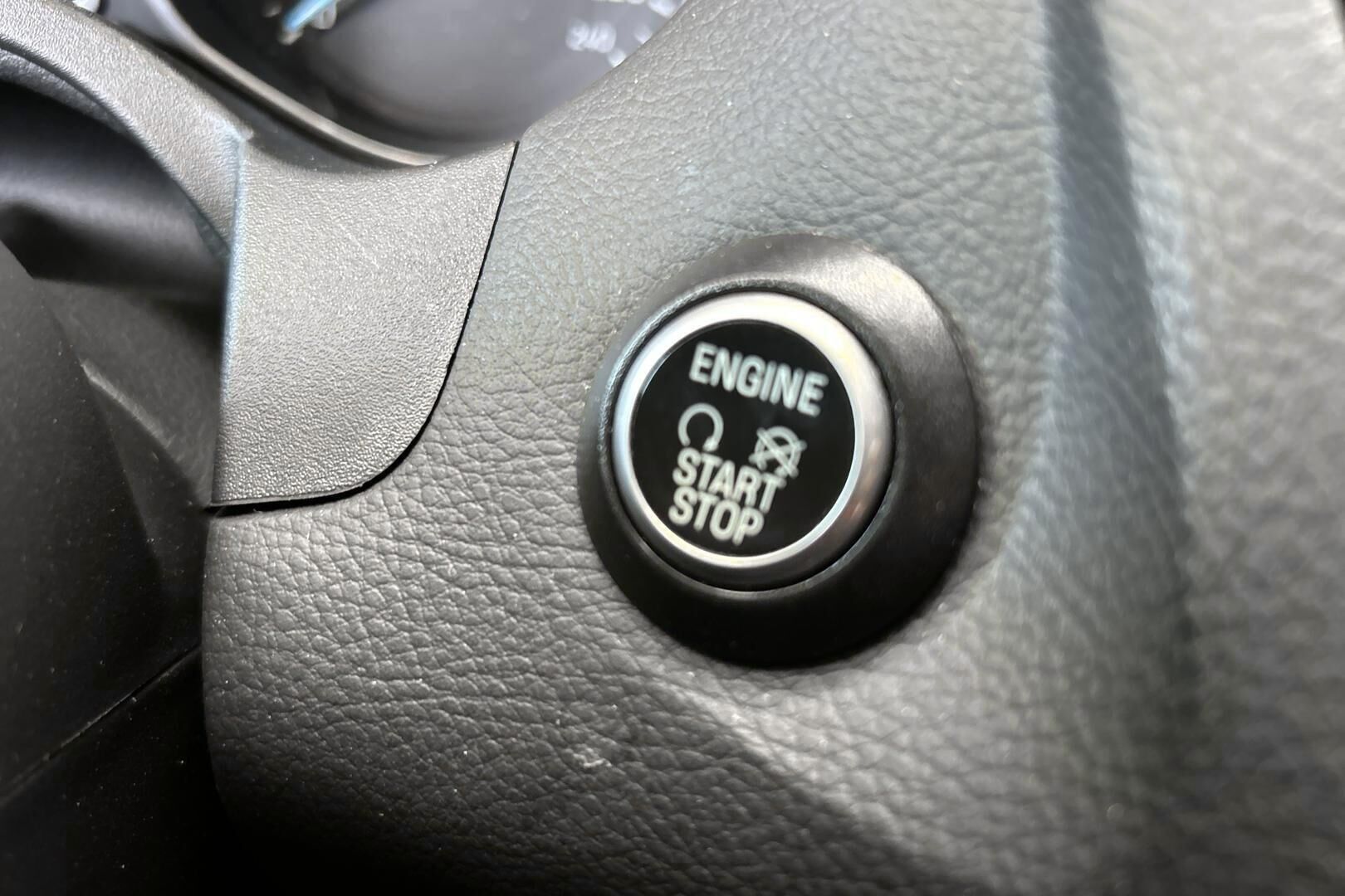 Ford Focus iso kuva 22