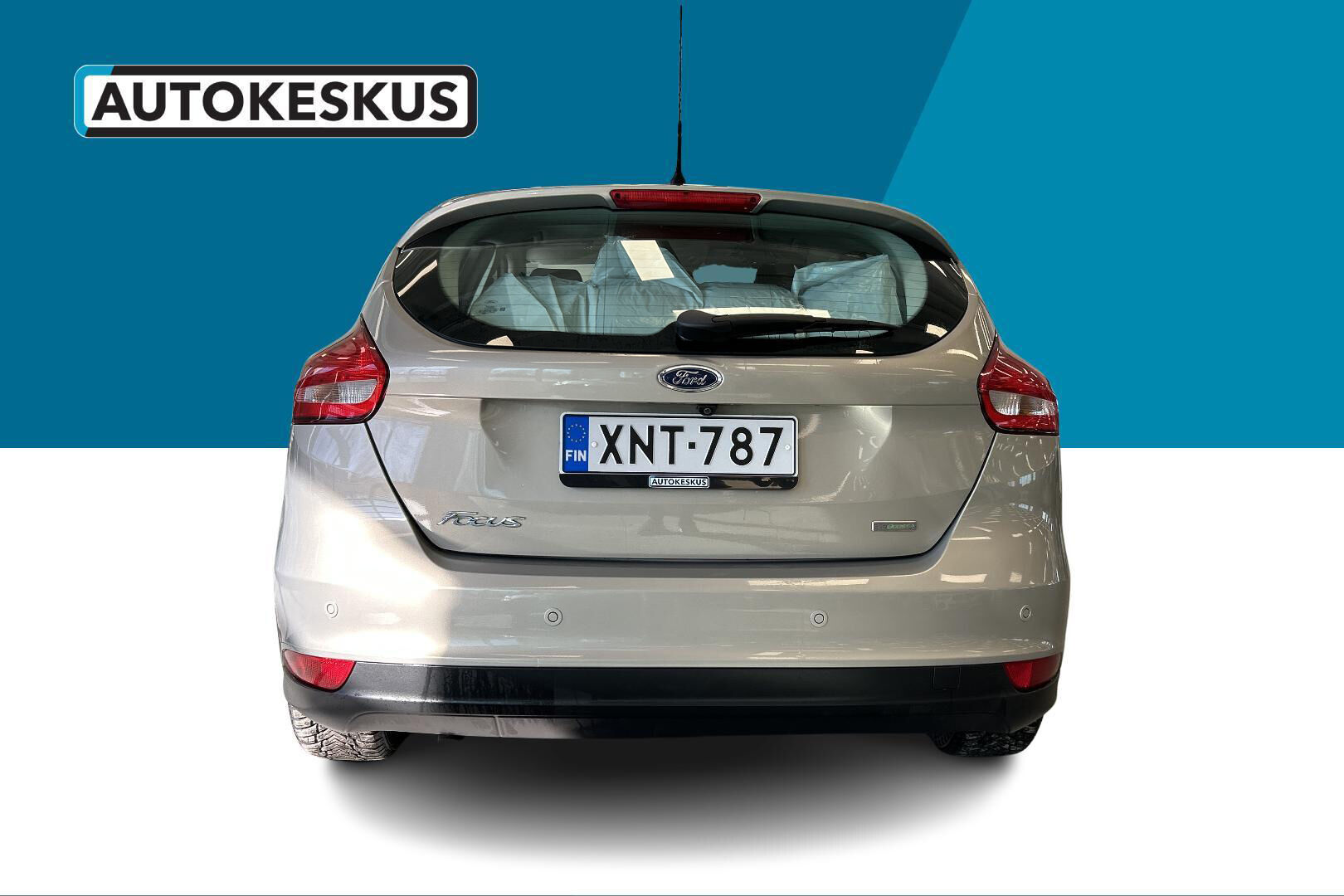 Ford Focus iso kuva 6