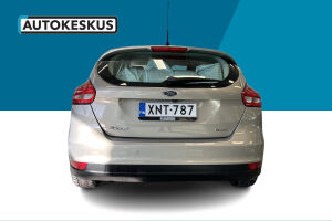 Ford Focus esikatselu 6