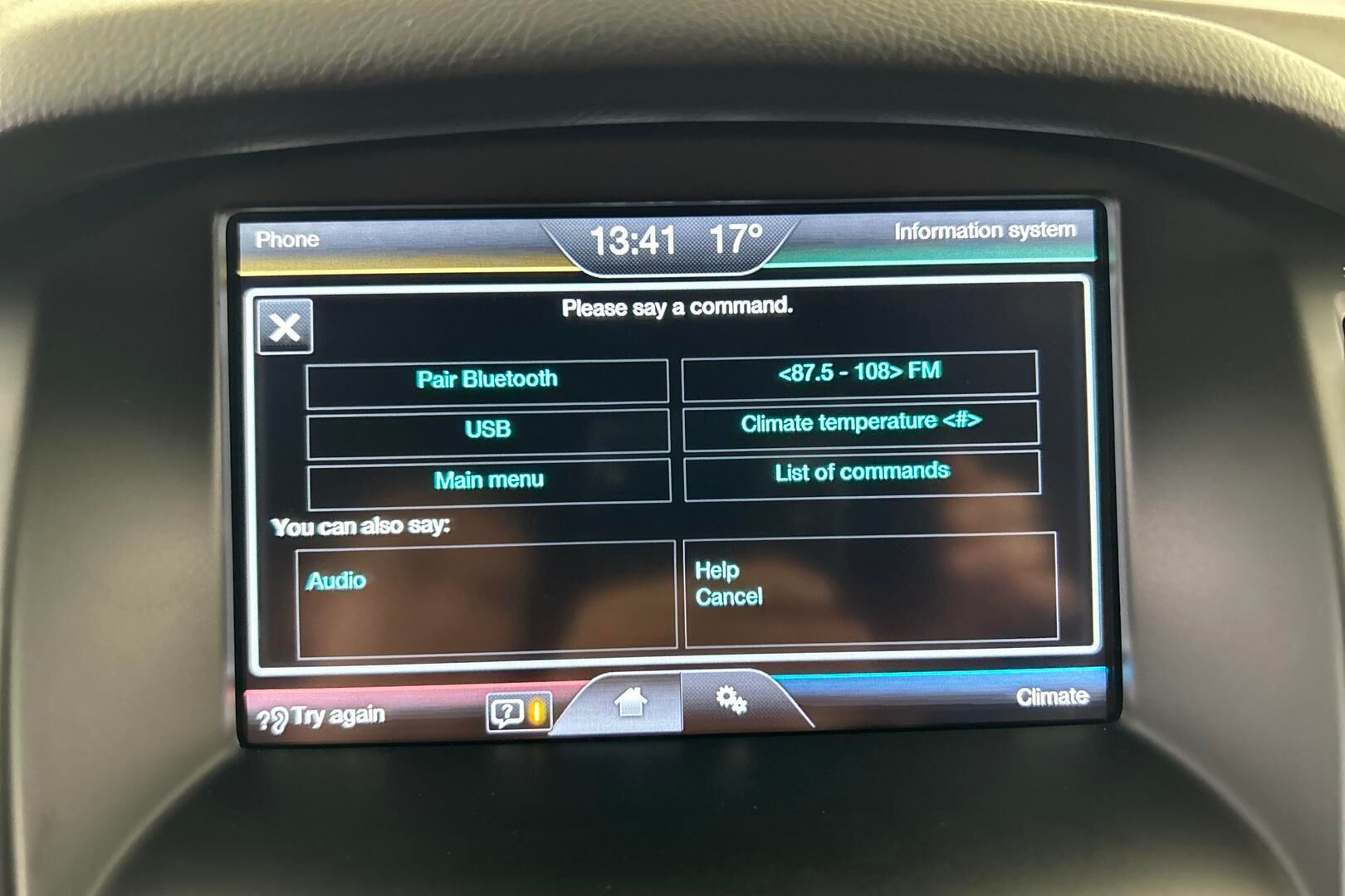 Ford Focus iso kuva 14