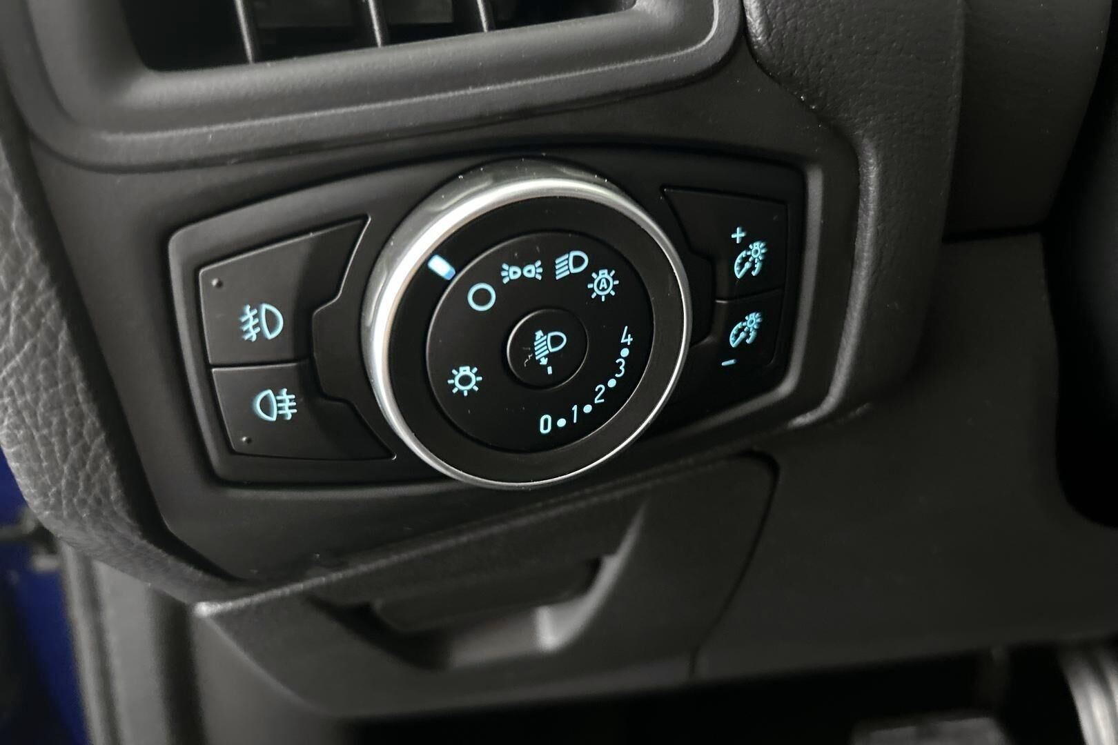 Ford Focus iso kuva 22