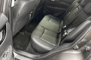 Nissan Qashqai esikatselu 10