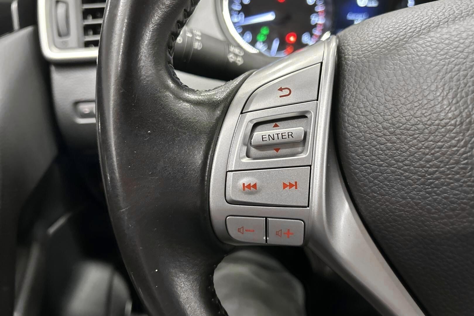 Nissan Qashqai iso kuva 19