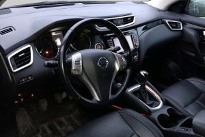 Nissan Qashqai esikatselu 1