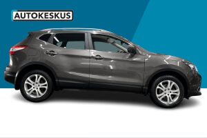 Nissan Qashqai esikatselu 4