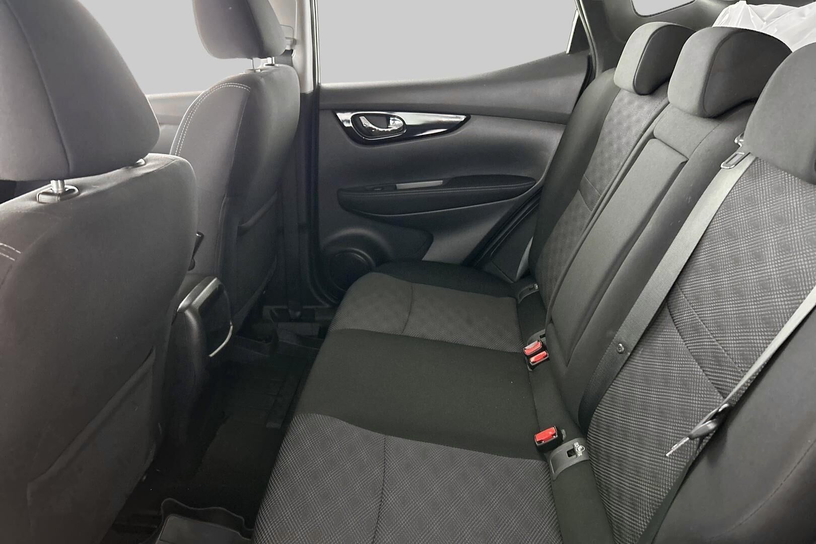 Nissan Qashqai iso kuva 10