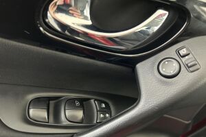 Nissan Qashqai esikatselu 14
