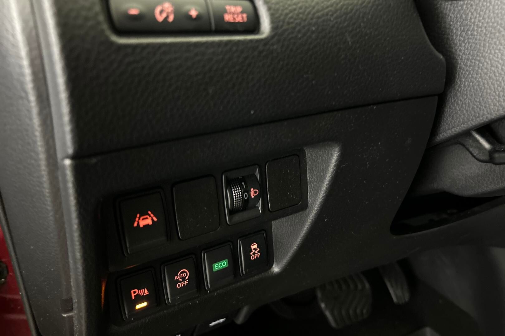 Nissan Qashqai iso kuva 15