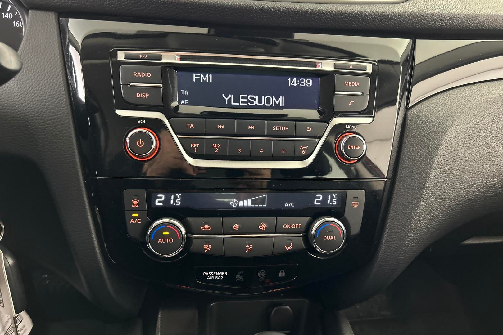 Nissan Qashqai iso kuva 18