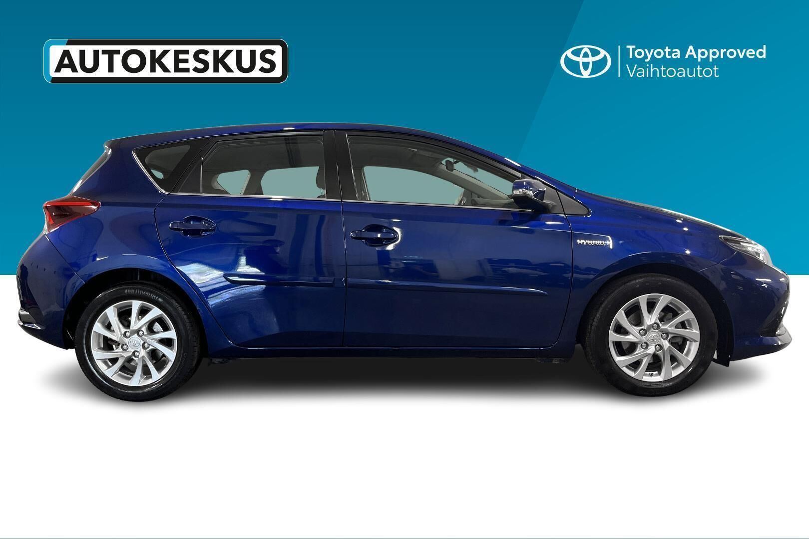Toyota Auris iso kuva 3