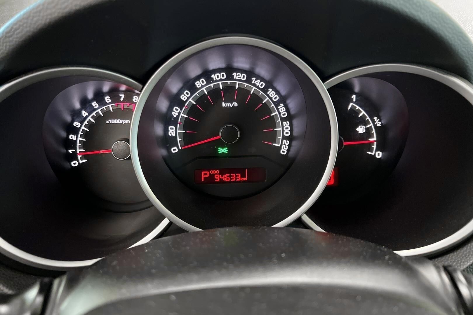 Kia Venga iso kuva 14
