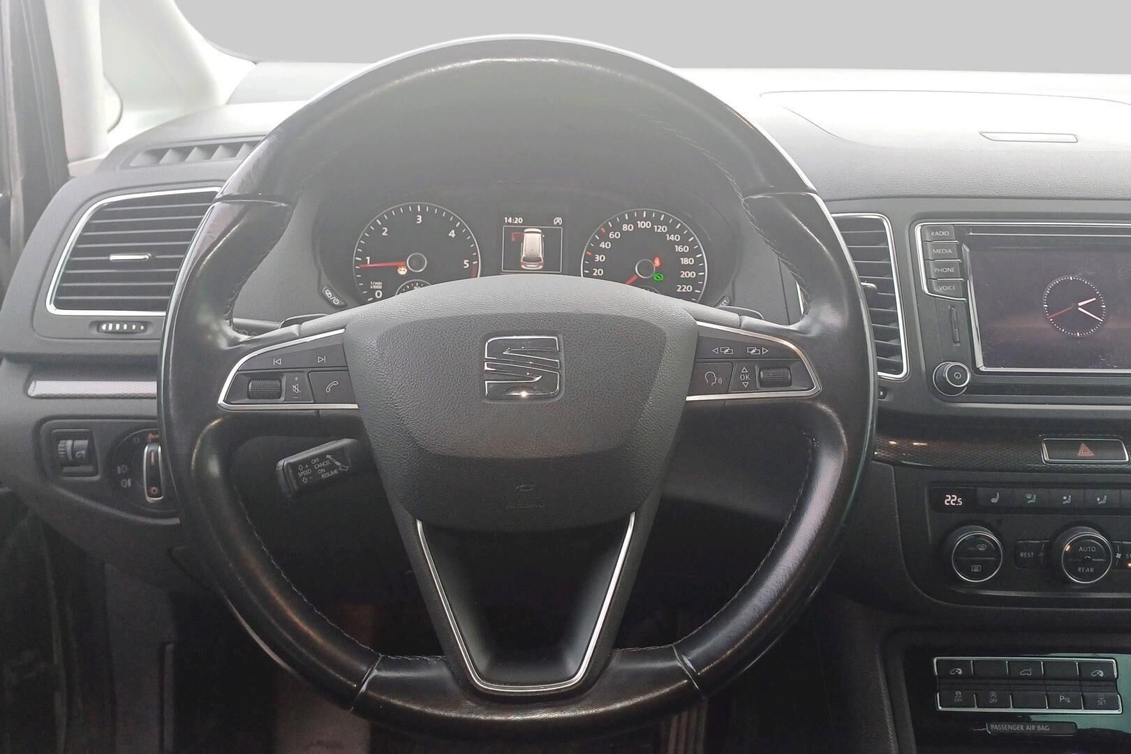 Seat Alhambra iso kuva 2