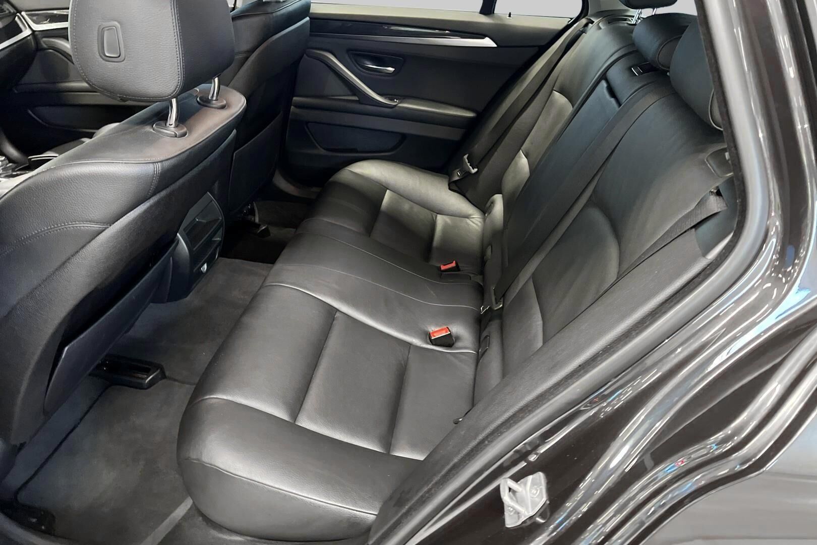 BMW 5-sarja iso kuva 10