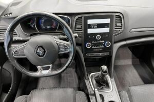 Renault Megane esikatselu 11