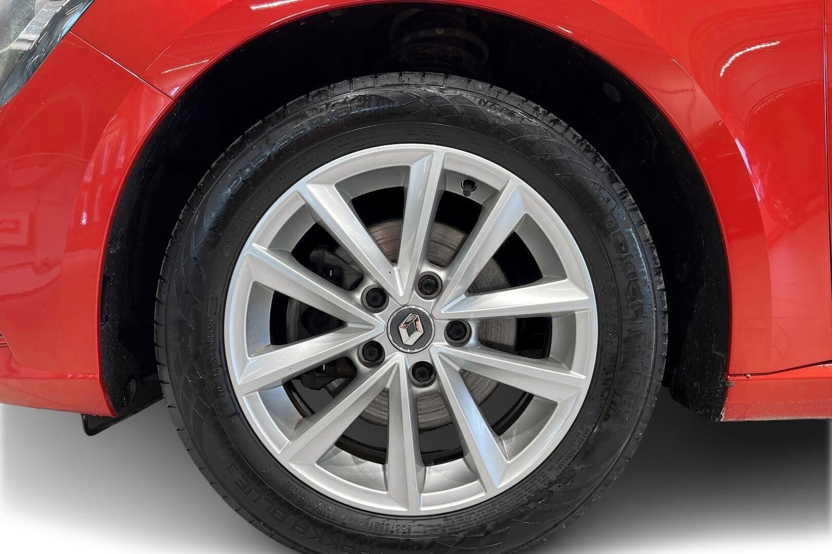 Renault Megane iso kuva 13