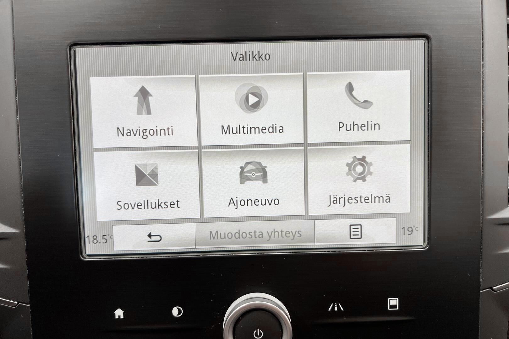 Renault Megane iso kuva 21
