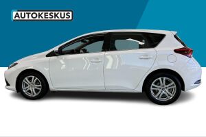 Toyota Auris esikatselu 7