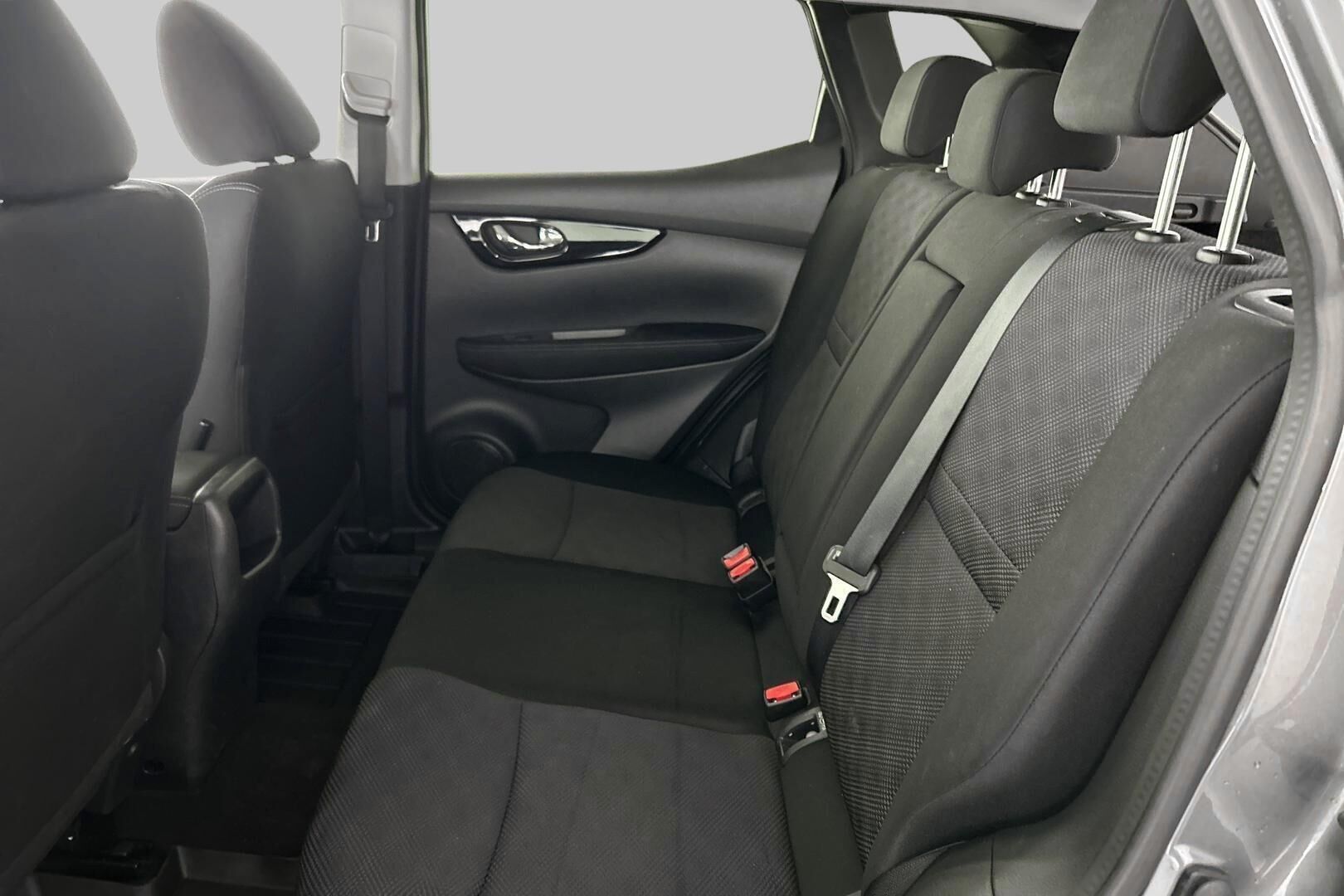 Nissan Qashqai iso kuva 10