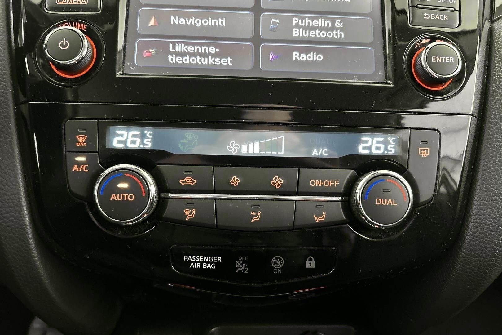 Nissan Qashqai iso kuva 22