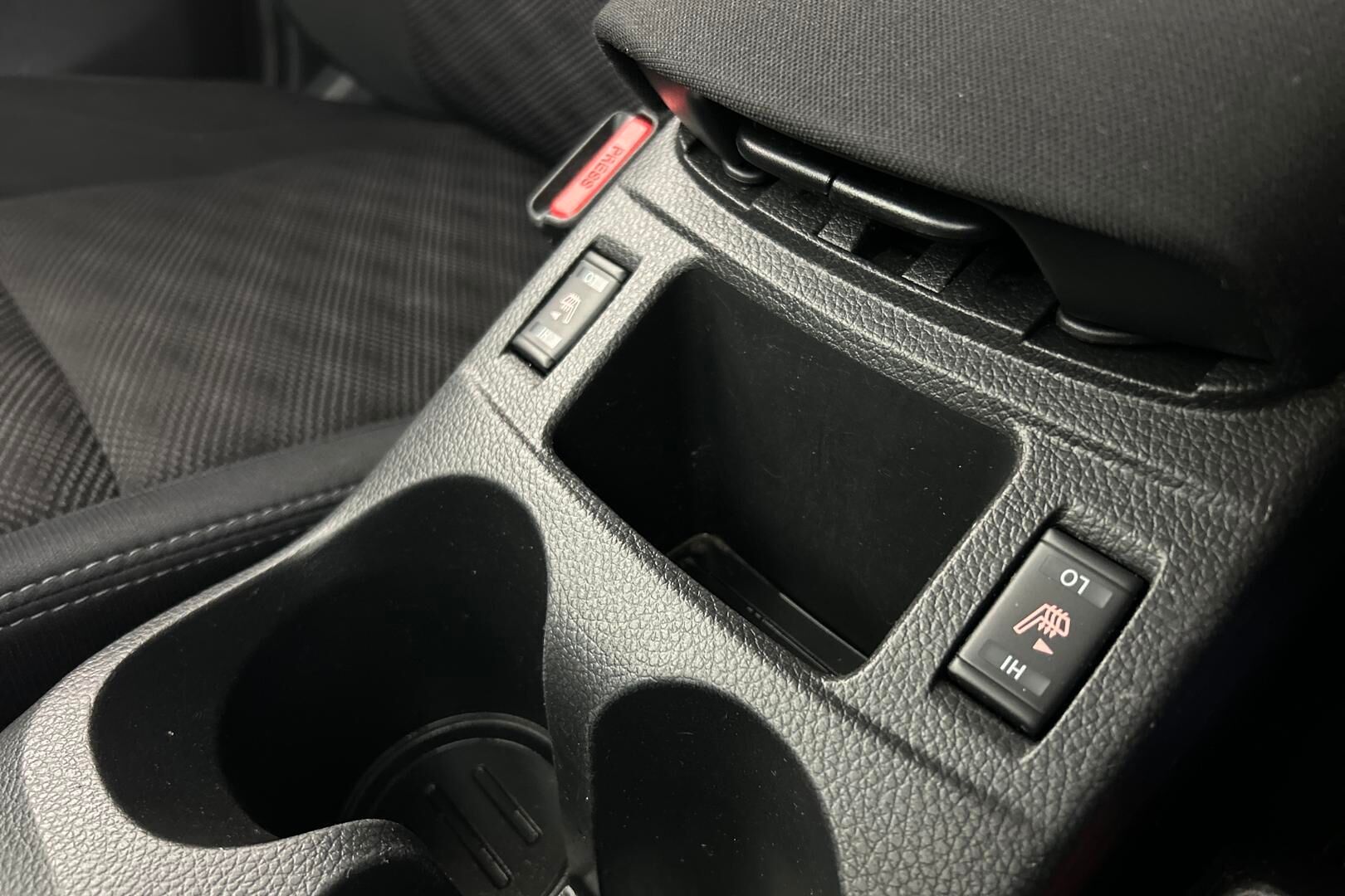 Nissan Qashqai iso kuva 24