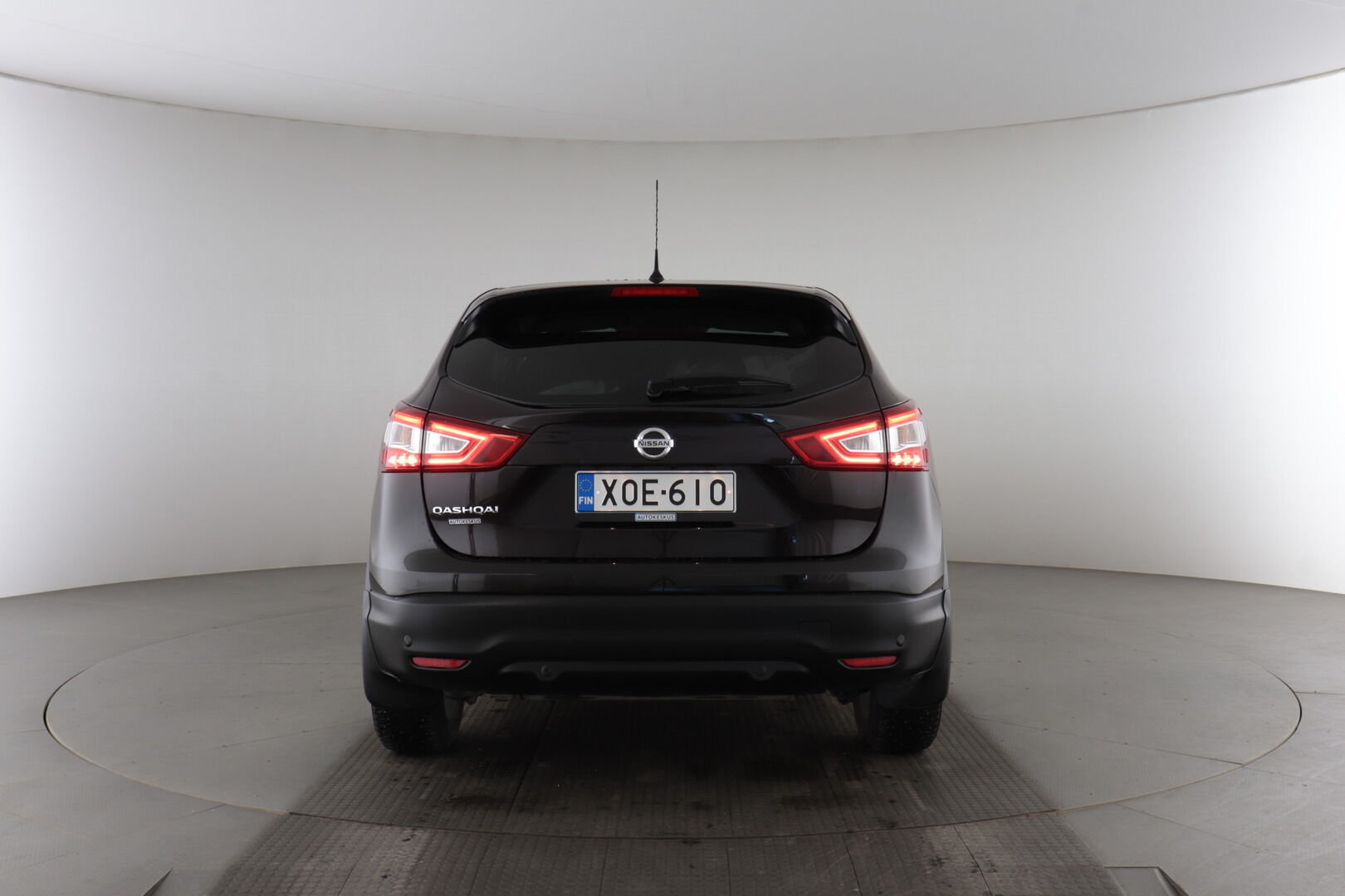 Nissan Qashqai iso kuva 8