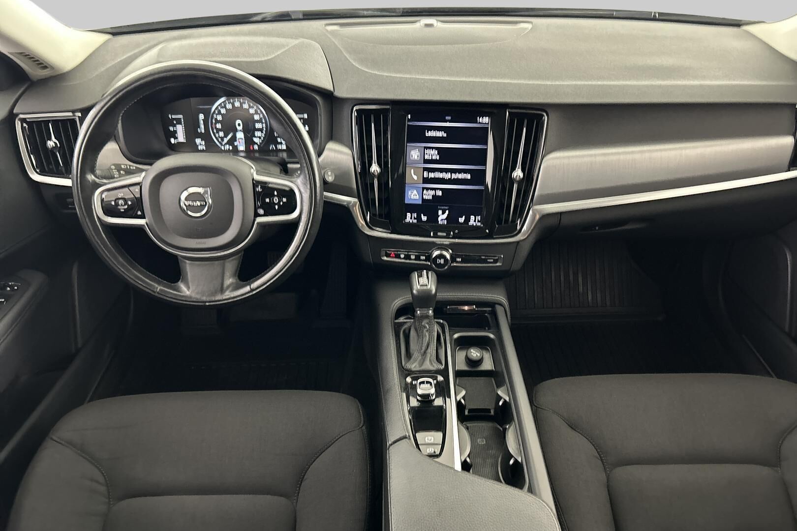 Volvo V90 iso kuva 11