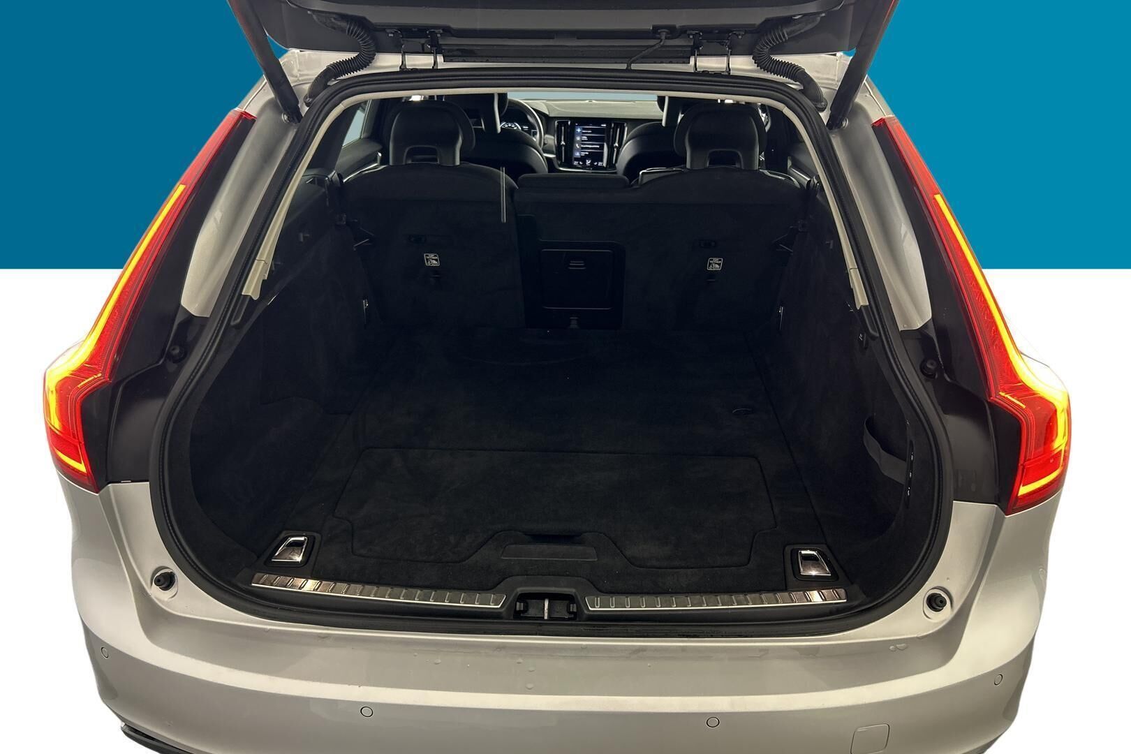 Volvo V90 iso kuva 12