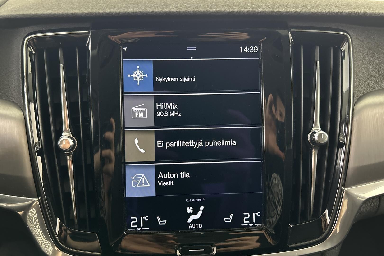 Volvo V90 iso kuva 16