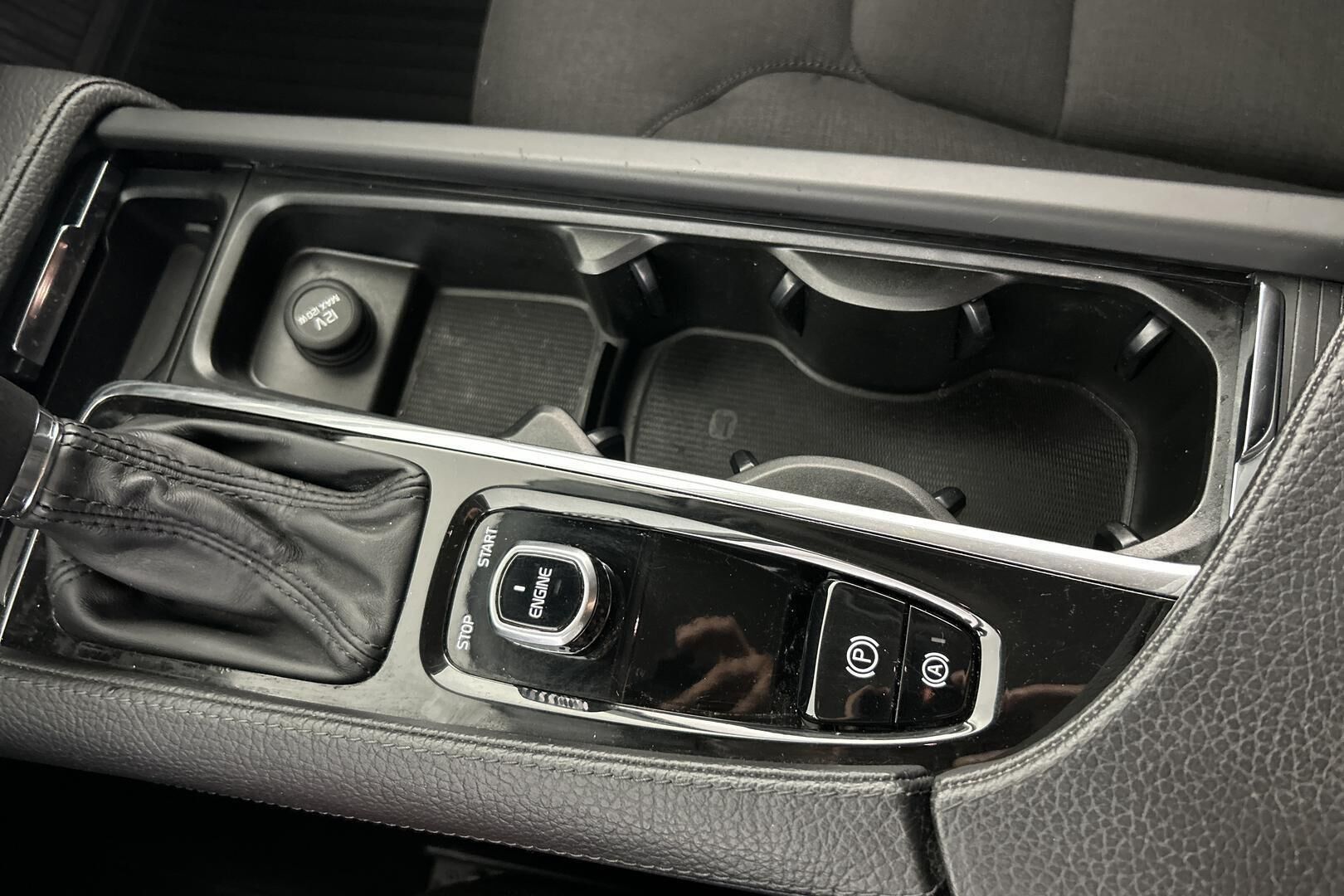 Volvo V90 iso kuva 23