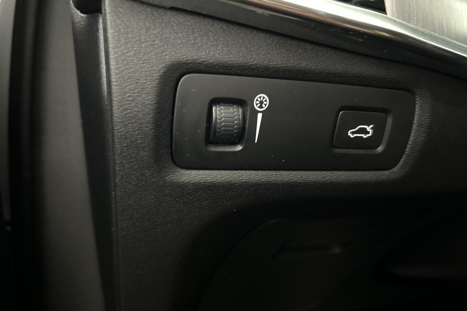 Volvo V90 iso kuva 26