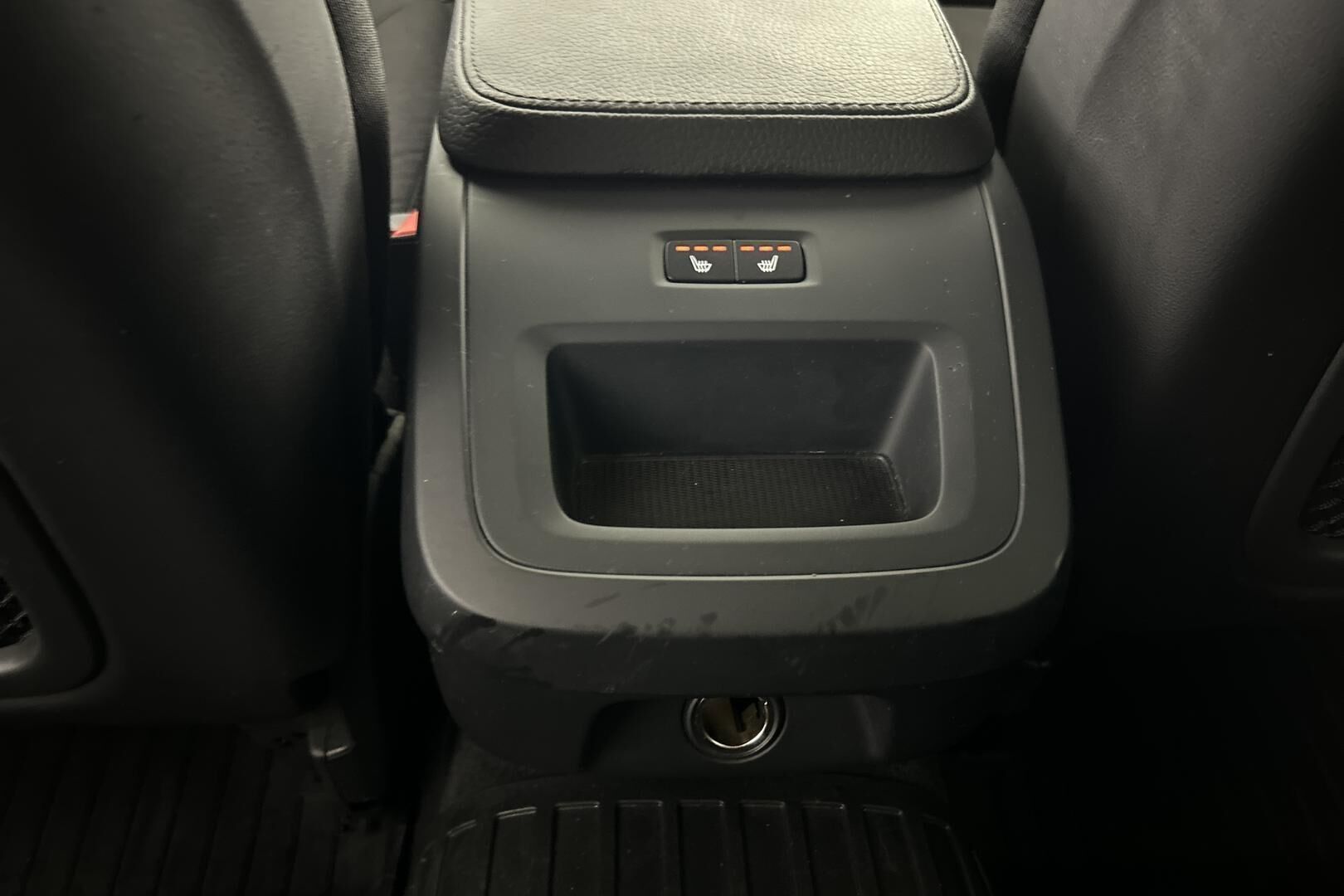 Volvo V90 iso kuva 31