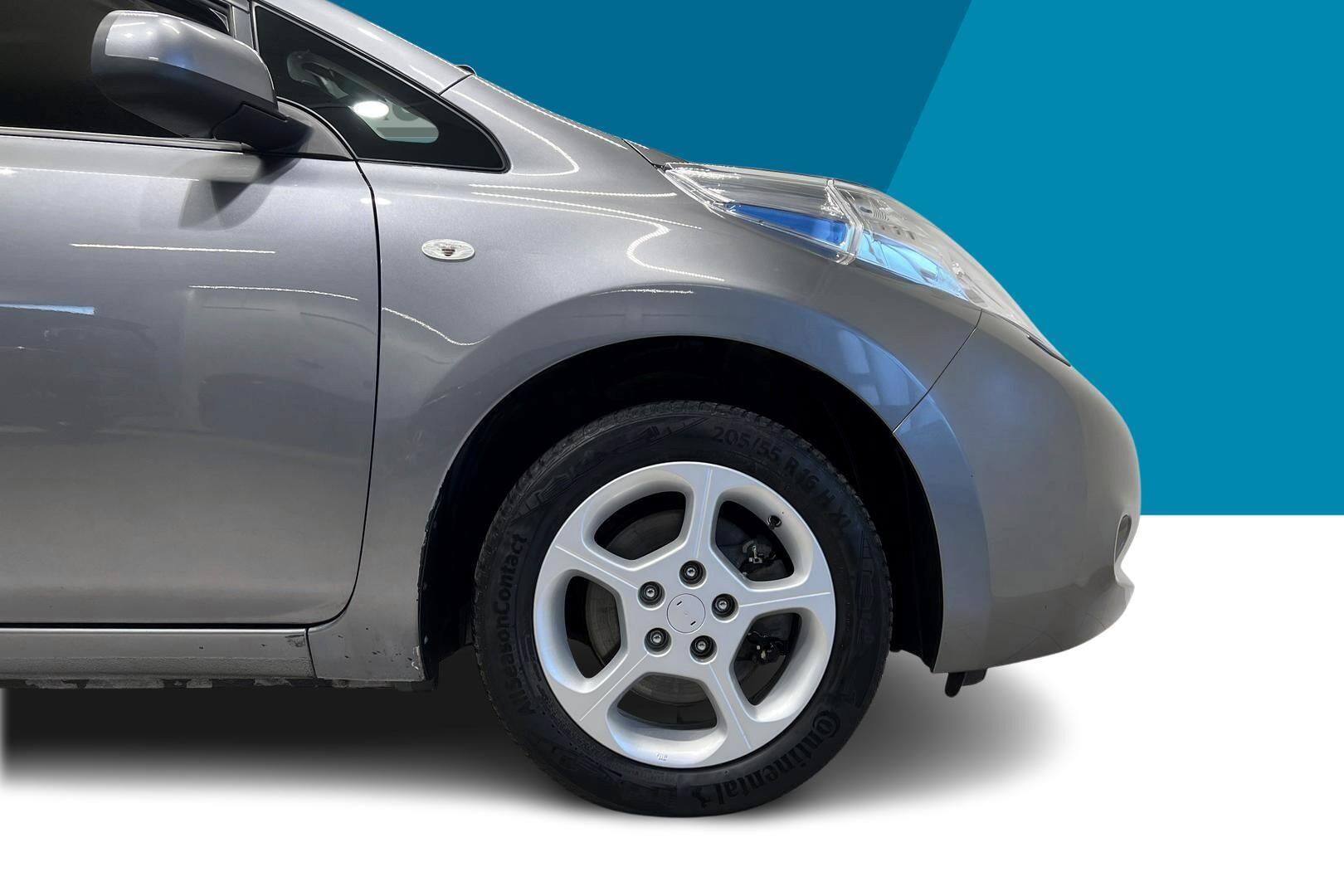 Nissan Leaf iso kuva 13