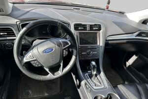 Ford Mondeo esikatselu 2