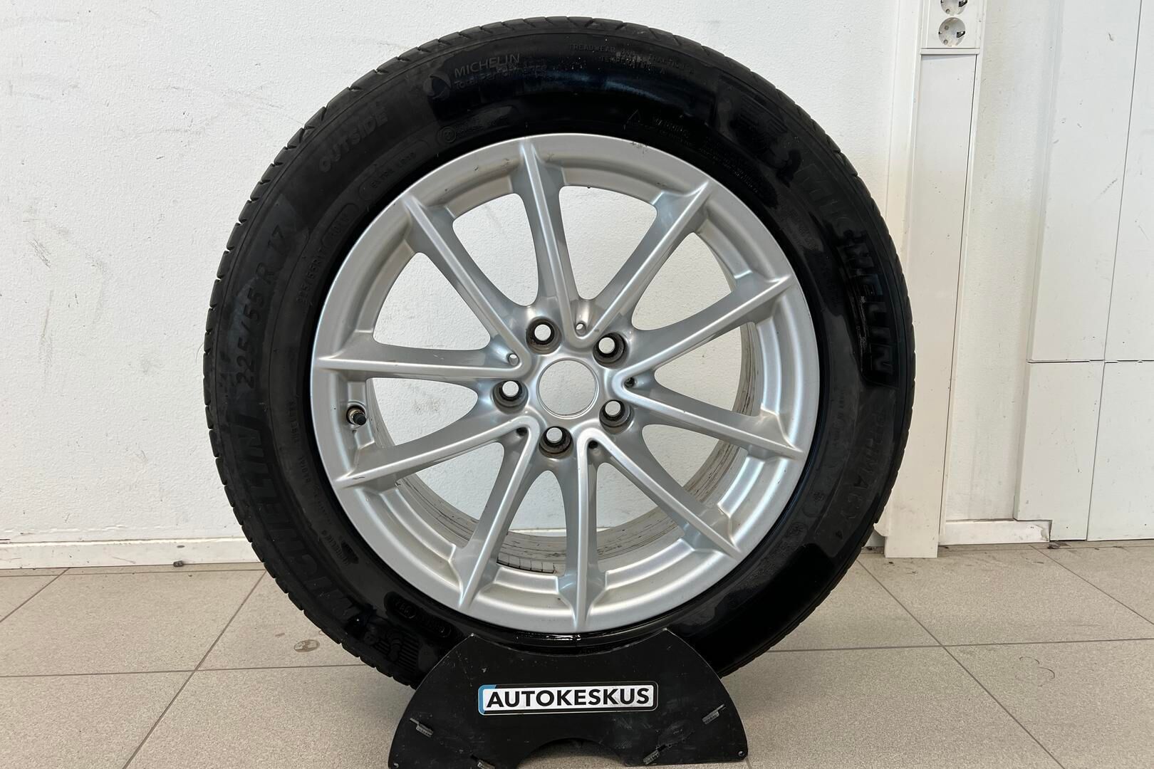 BMW 5-sarja iso kuva 23