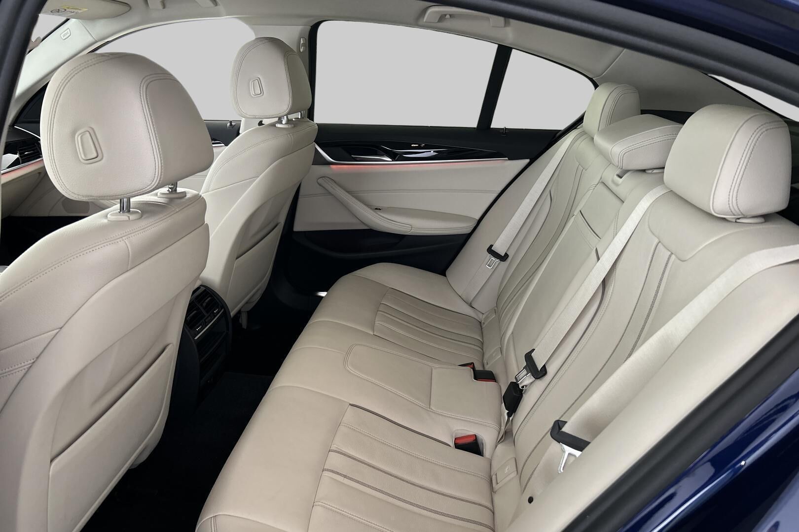 BMW 5-SARJA iso kuva 11