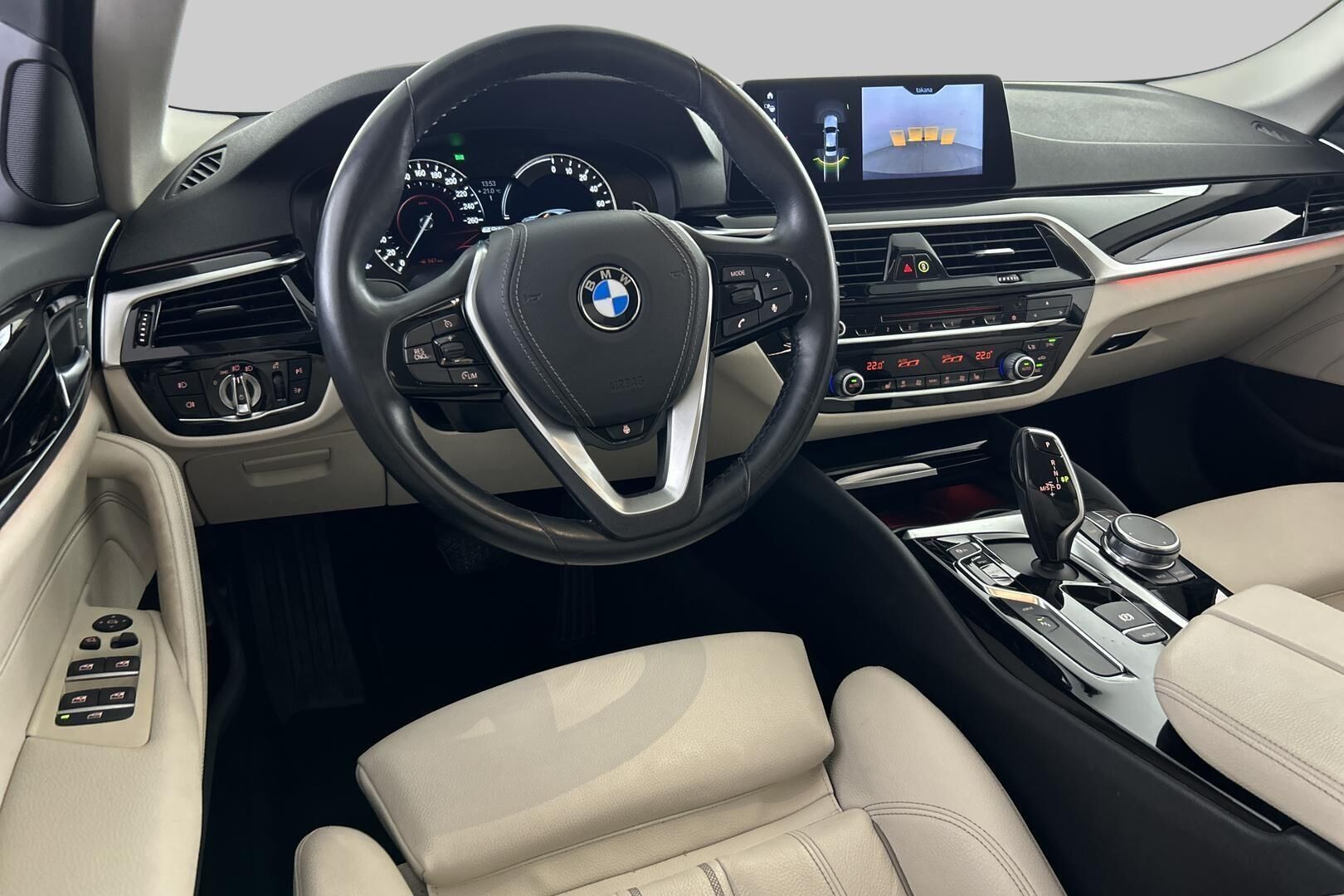 BMW 5-SARJA iso kuva 30