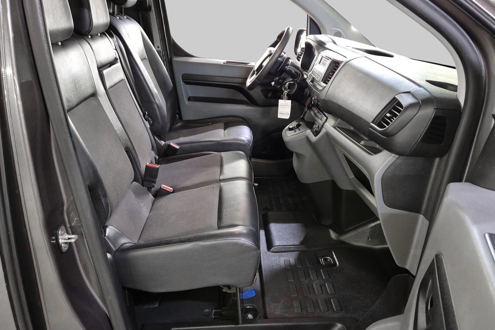 Peugeot Expert iso kuva 3