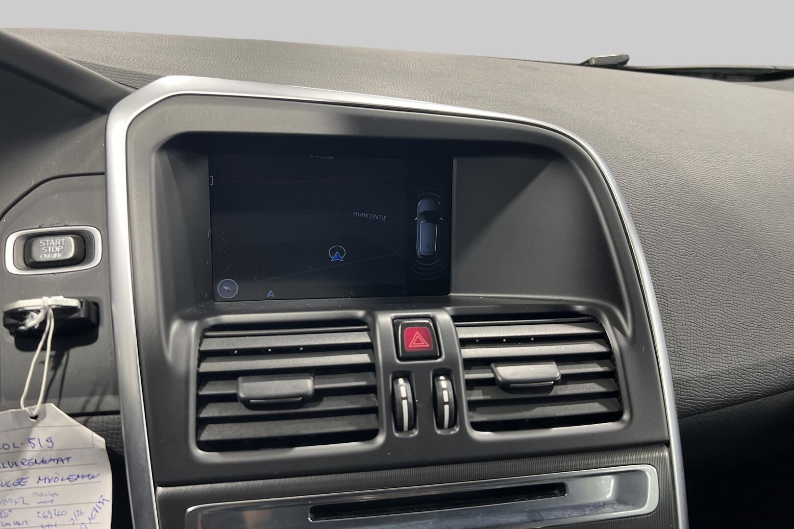 Volvo XC60 iso kuva 19