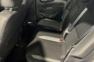 Nissan Qashqai esikatselu 10