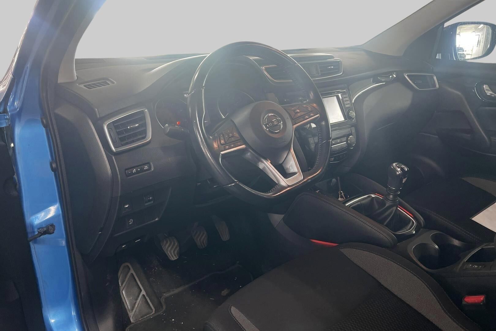 Nissan Qashqai iso kuva 2