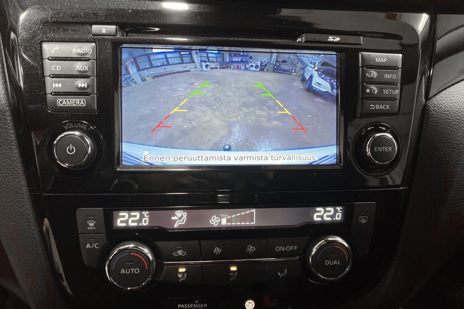 Nissan Qashqai iso kuva 14