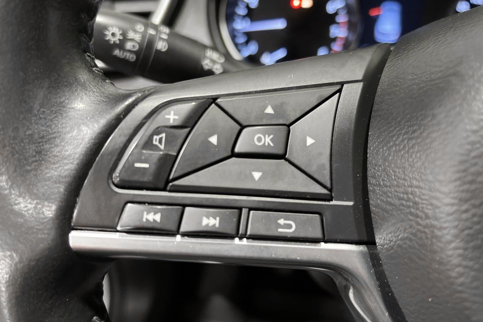 Nissan Qashqai iso kuva 15