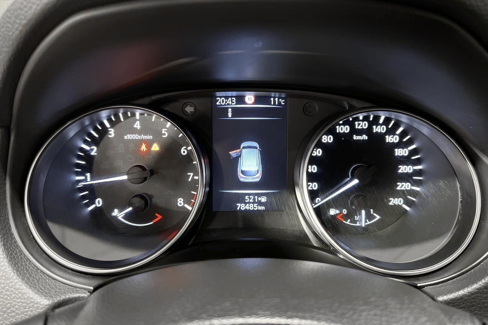 Nissan Qashqai iso kuva 18