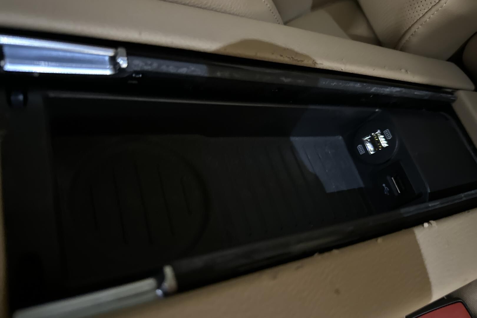 Porsche Panamera iso kuva 20