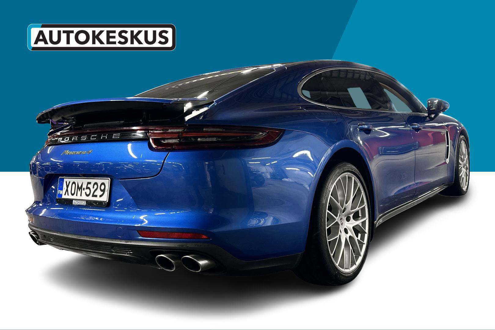 Porsche Panamera iso kuva 25